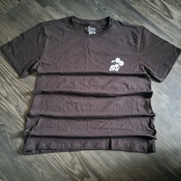 NWT Dark Brown Classic T-Shirt - Picture 1 of 6